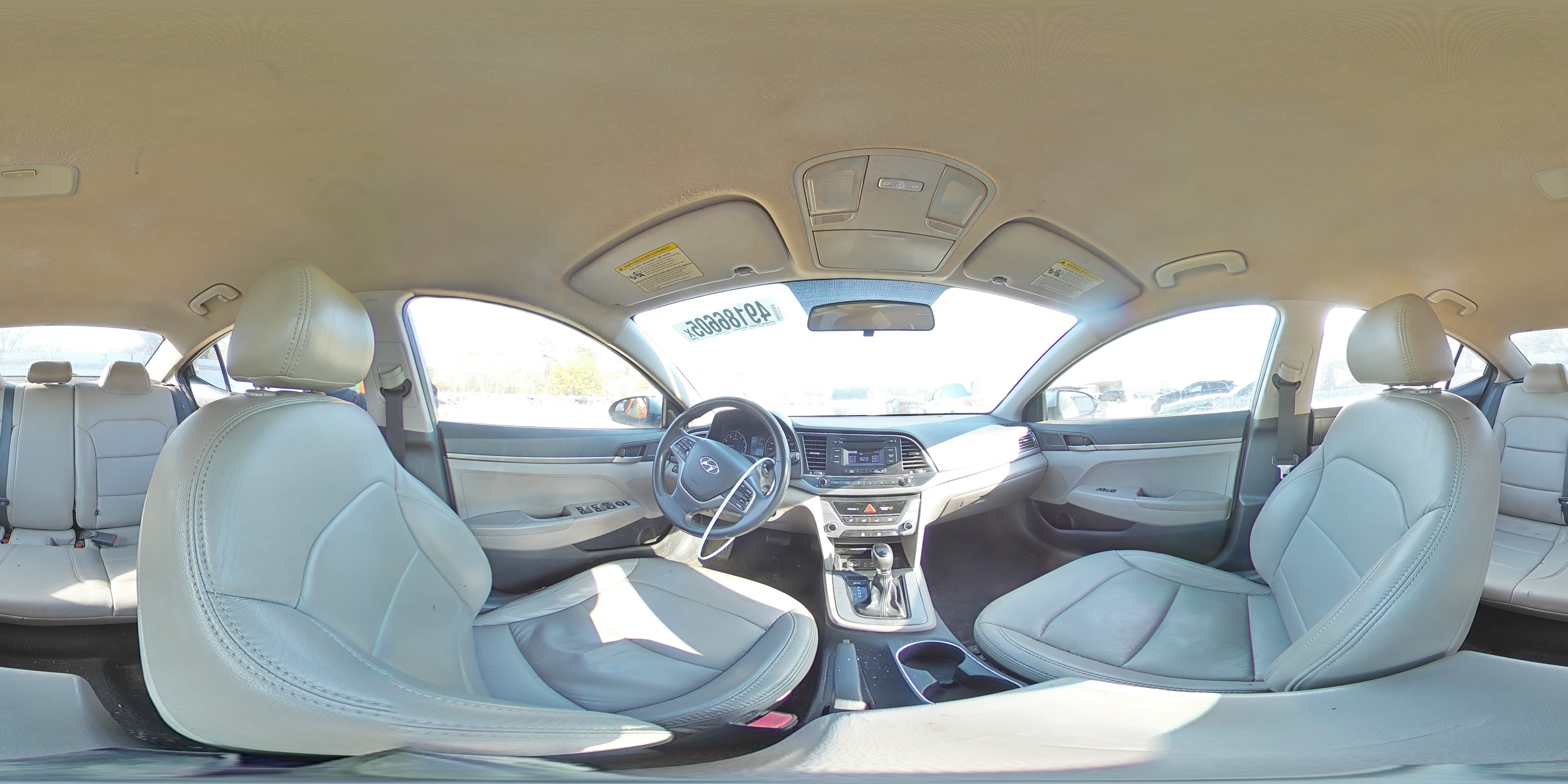2017 Hyundai Elantra - Image 13