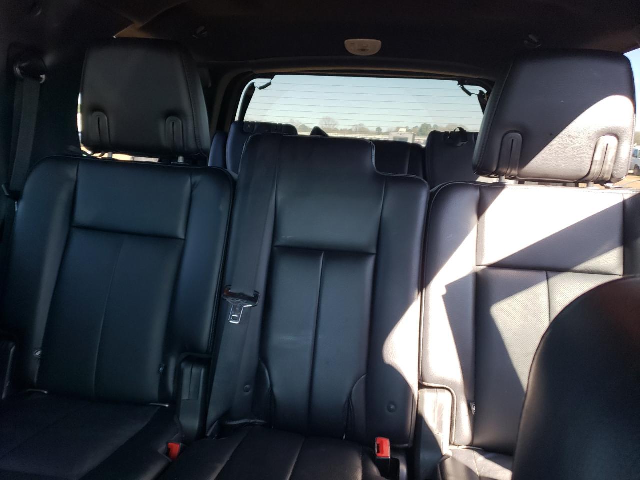 2015 Ford Expedition - Image 10