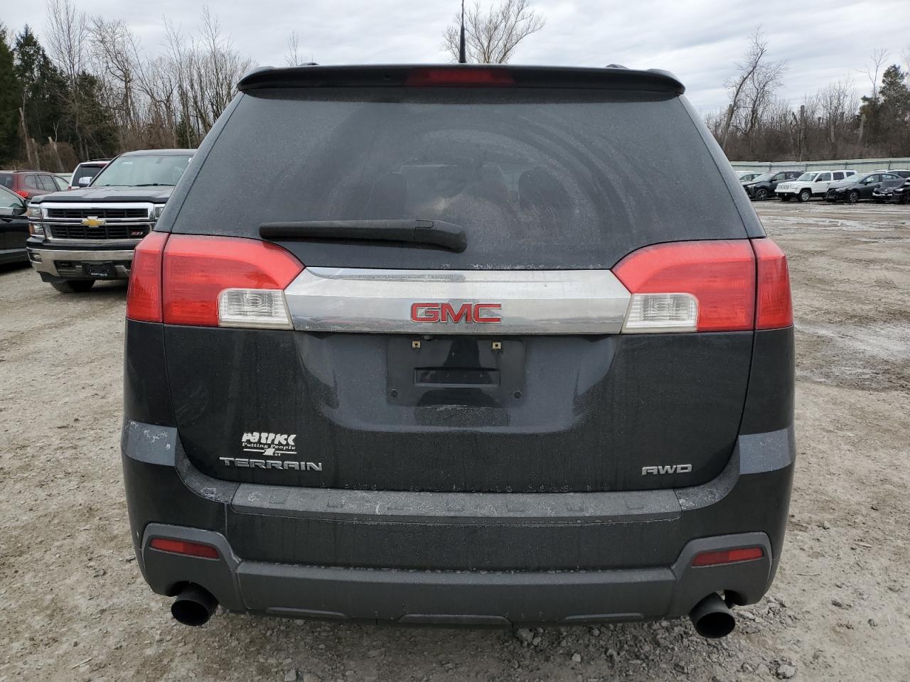 2011 GMC Terrain - Image 6