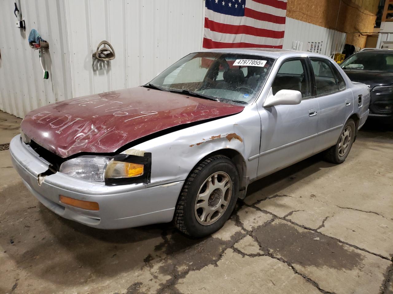 1995 Toyota Camry - Image 1