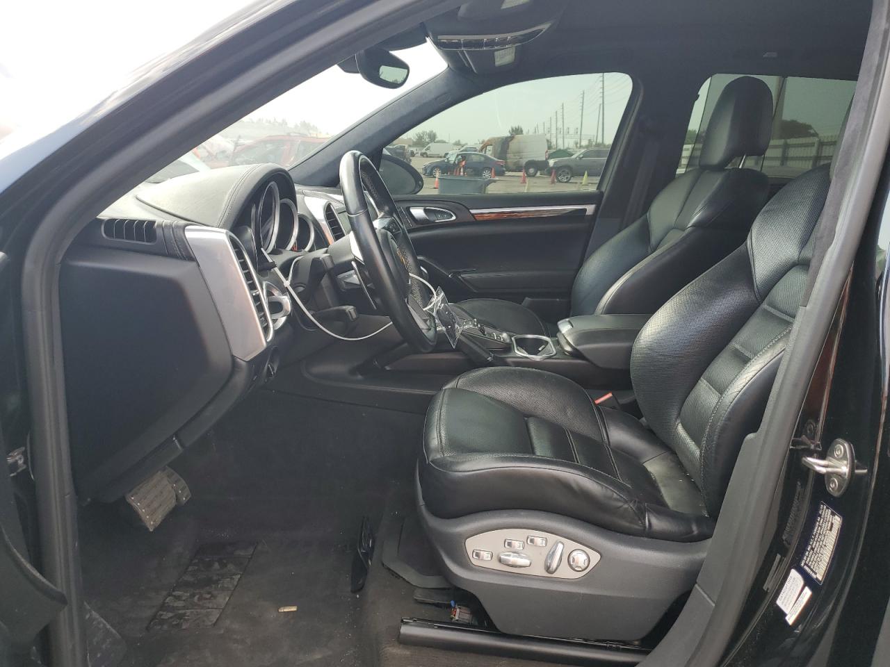 2016 Porsche Cayenne - Image 7