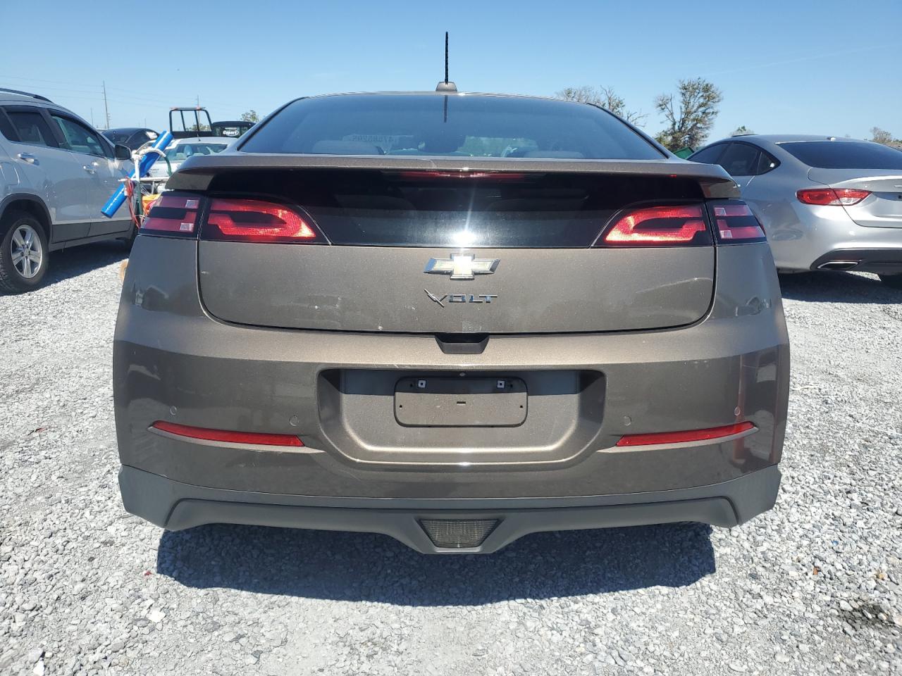 2015 Chevrolet Volt - Image 6