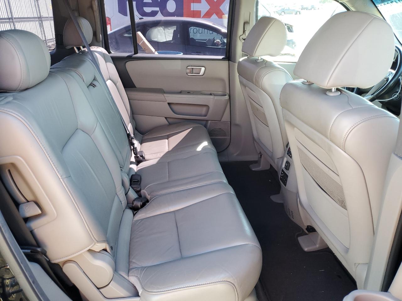 2011 Honda Pilot - Image 11
