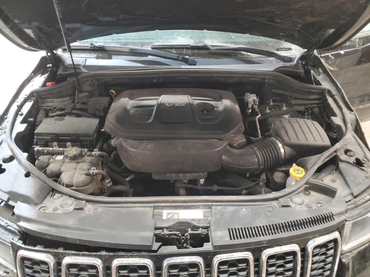 2018 Jeep Grand Cherokee - Image 13