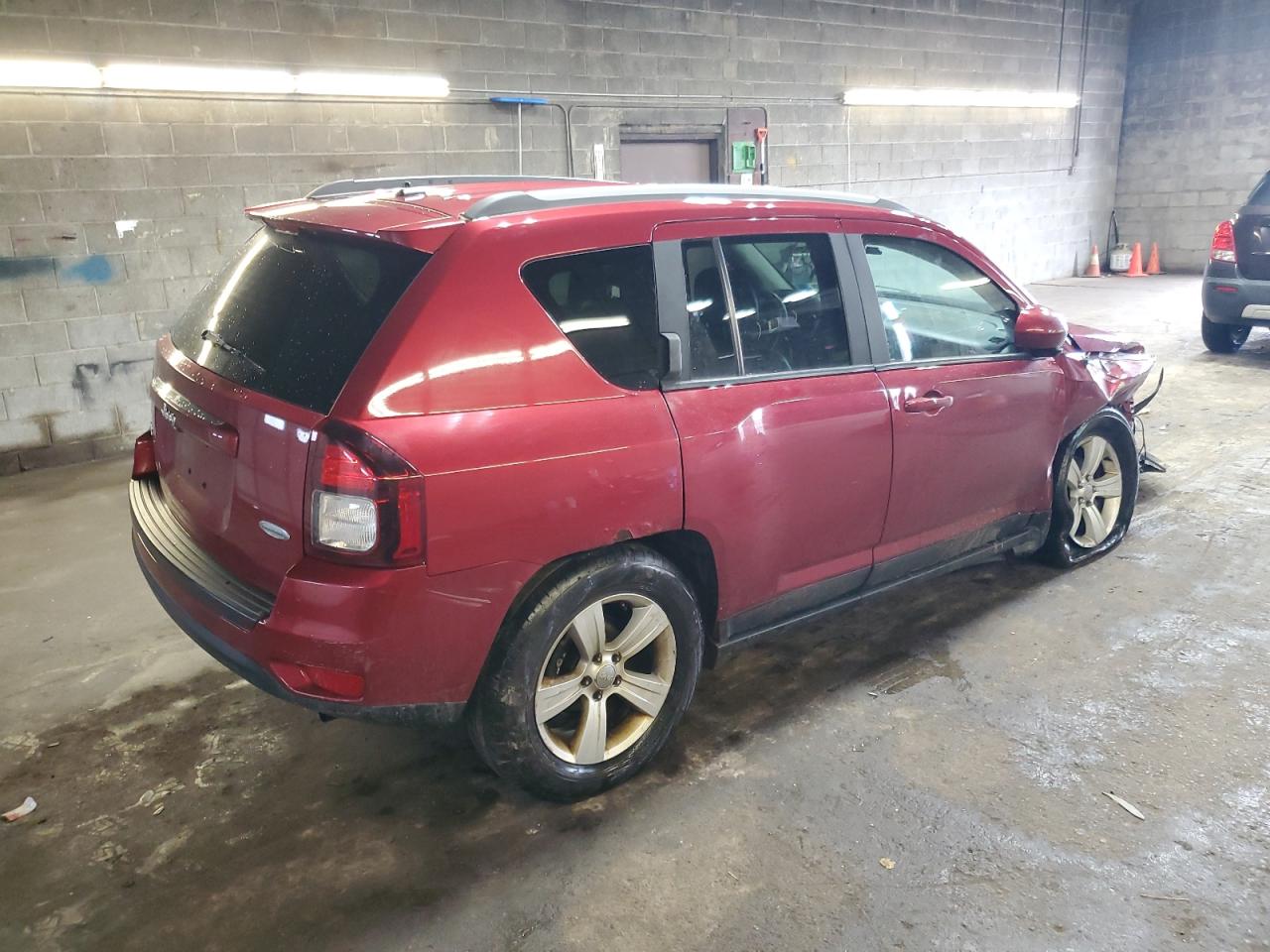 2016 Jeep Compass - Image 3