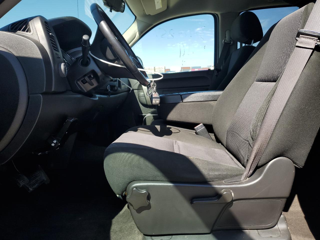 2013 Chevrolet Silverado - Image 7
