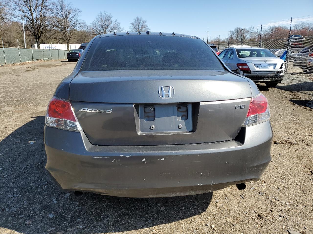 2009 Honda Accord - Image 6