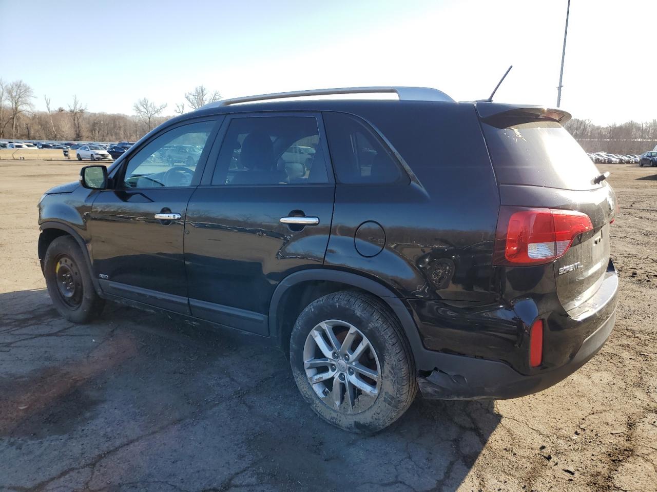 2014 Kia Sorento - Image 2