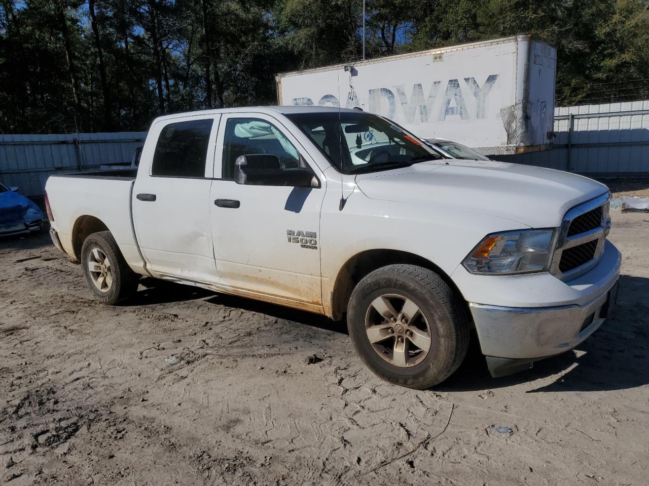 2021 RAM 1500 - Image 4