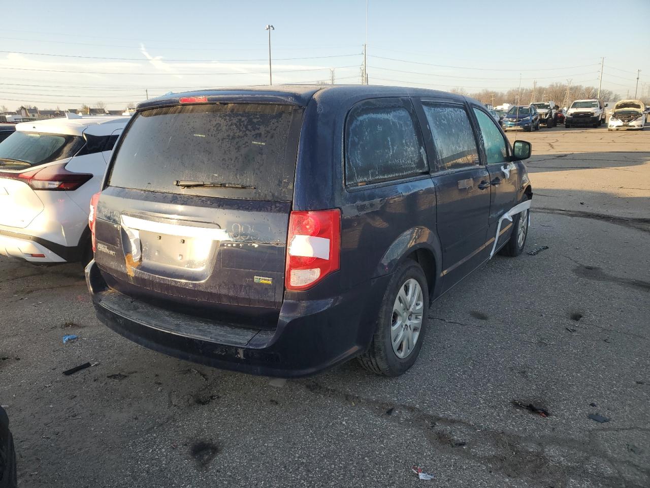 2016 Dodge Caravan - Image 3