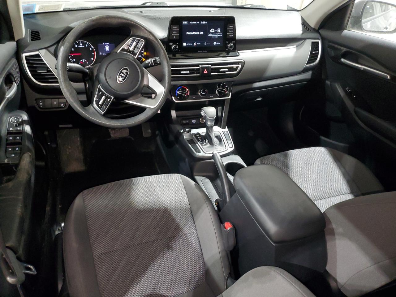 2021 Kia Seltos - Image 8