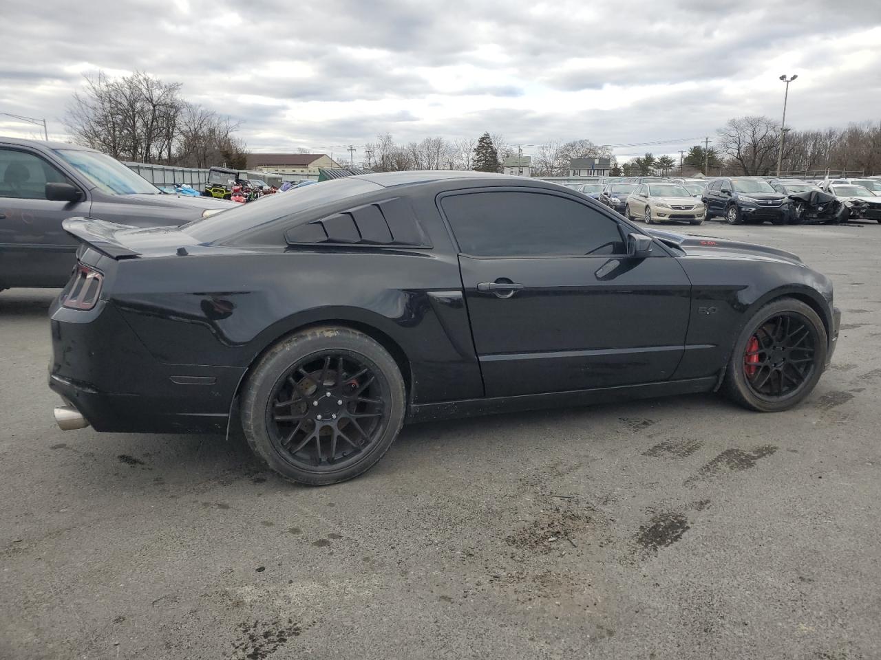 2013 Ford Mustang - Image 3