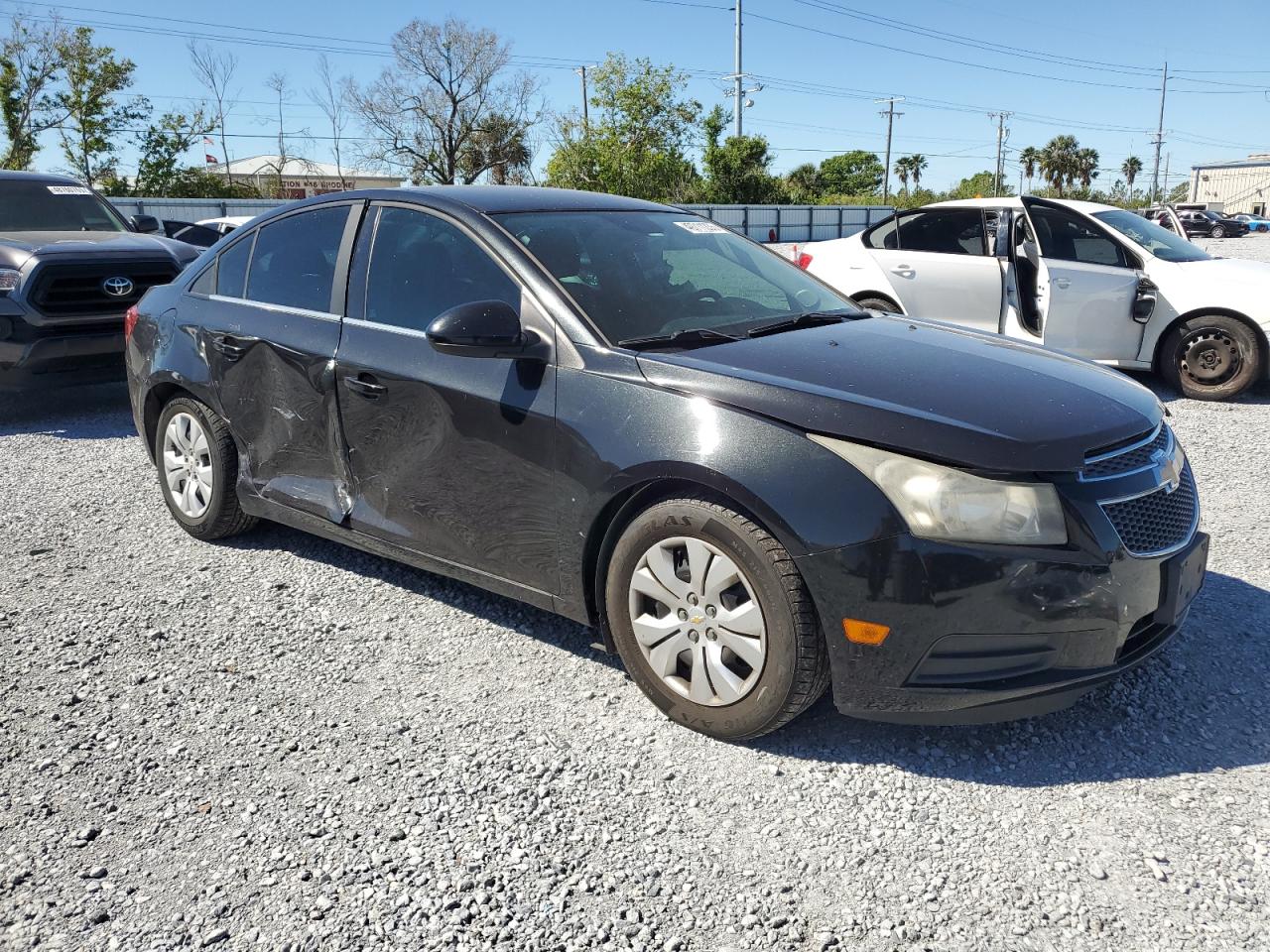 2013 Chevrolet Cruze - Image 4