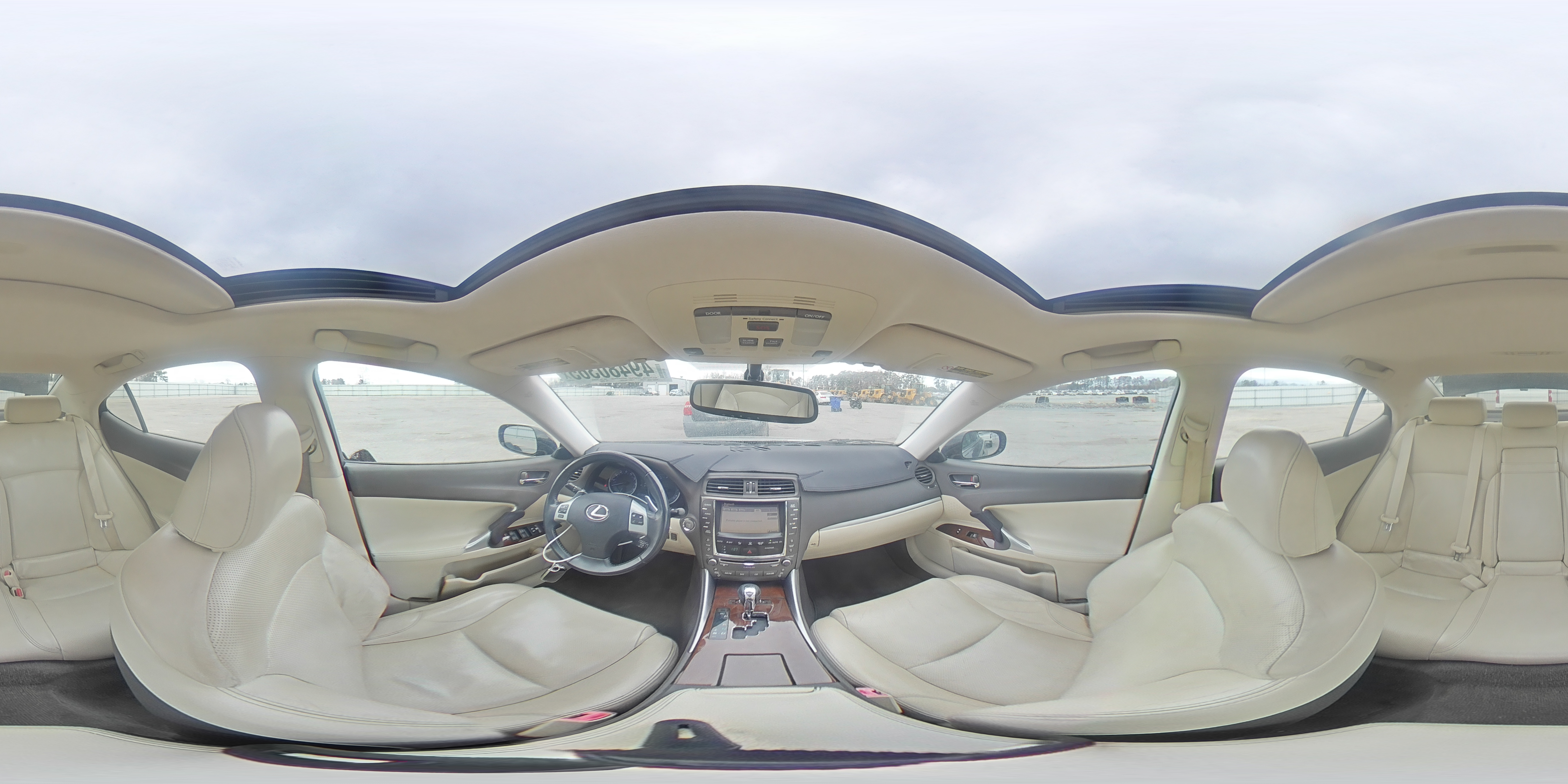 2011 Lexus IS - Image 12