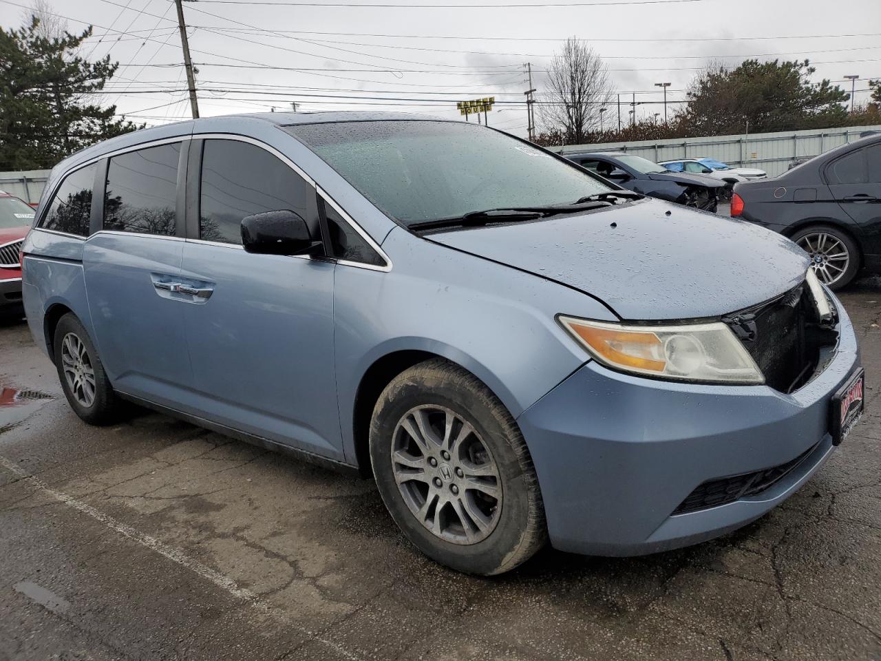 2011 Honda Odyssey - Image 4