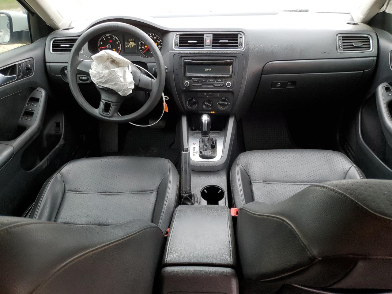 2014 Volkswagen Jetta - Image 8