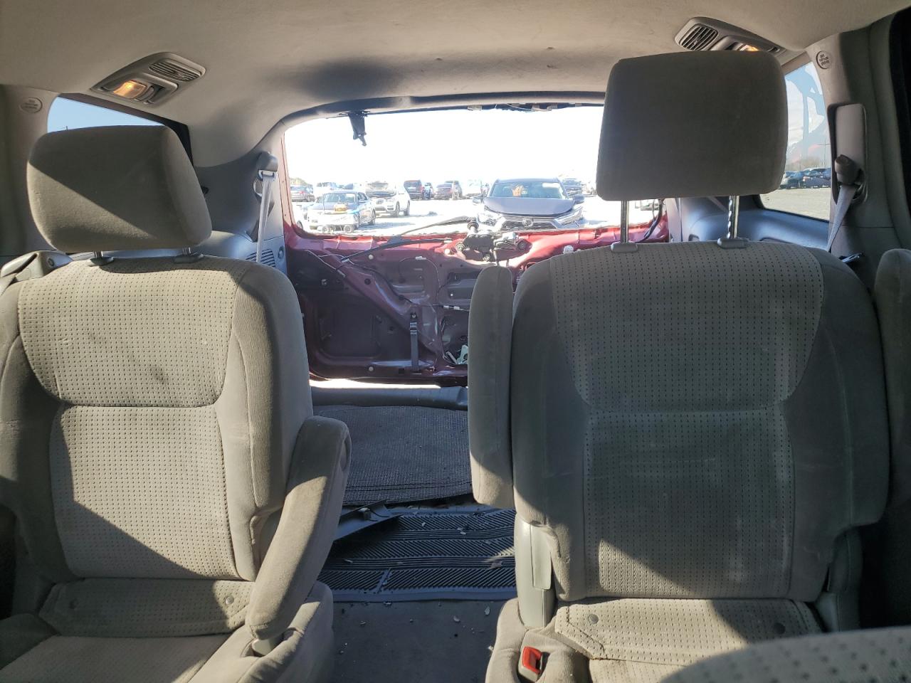 2008 Toyota Sienna - Image 10