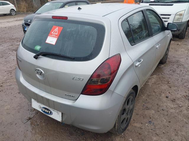 2011 HYUNDAI I20 COMFOR