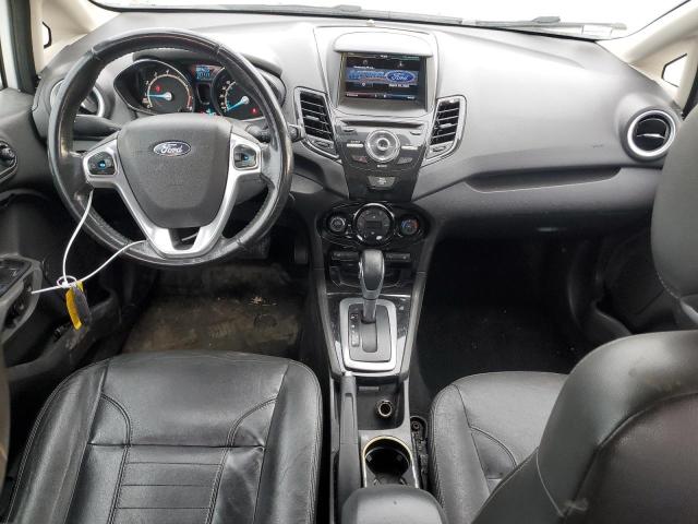 Hatchbacks FORD FIESTA 2014 White