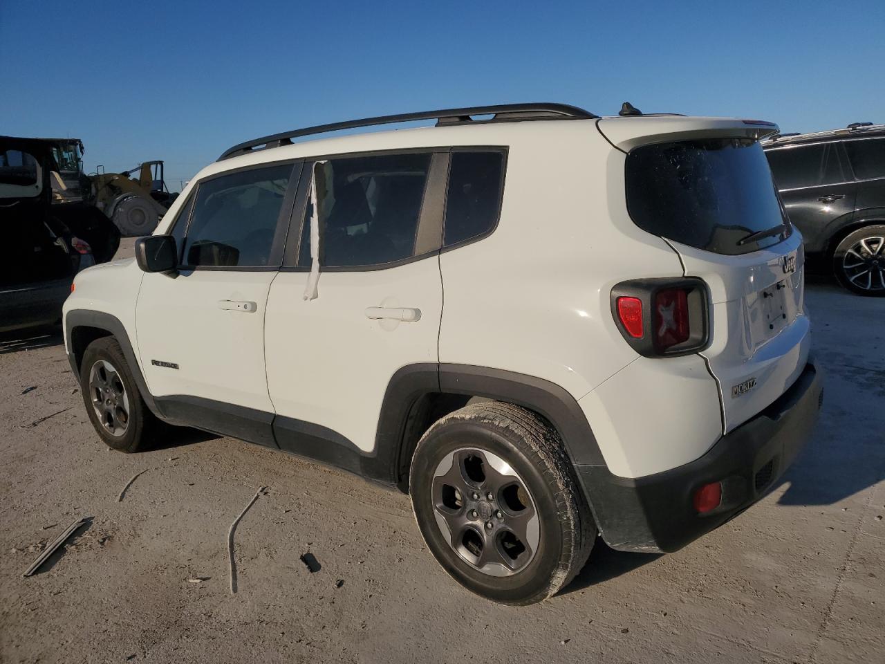 2017 Jeep Renegade - Image 2