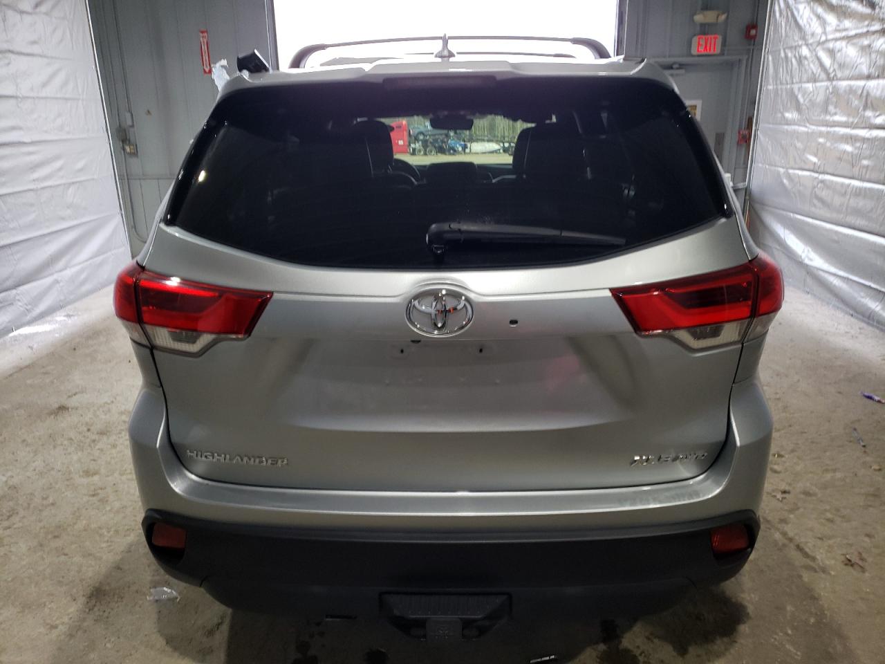 2018 Toyota Highlander - Image 6