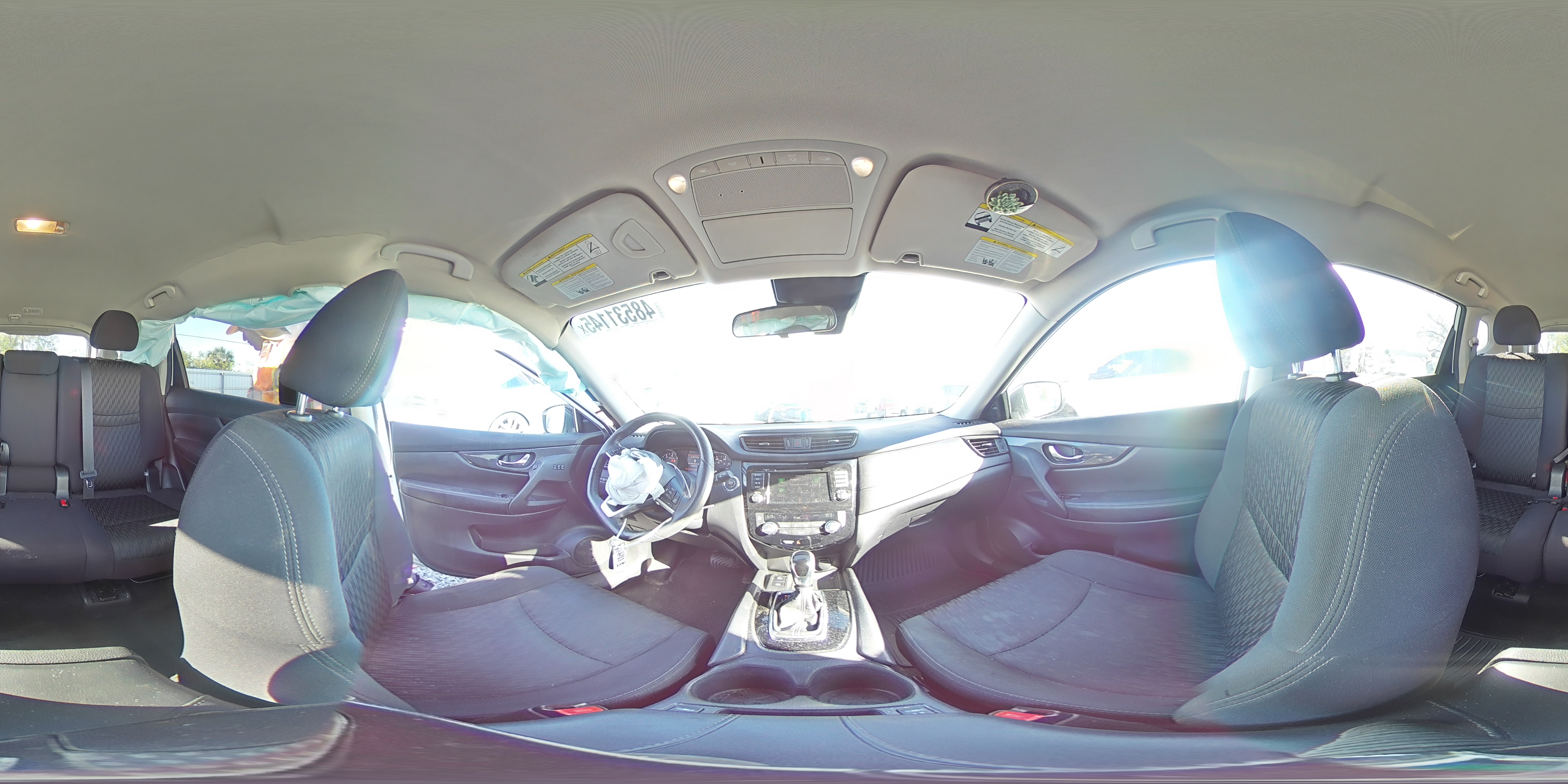 2020 Nissan Rogue - Image 14