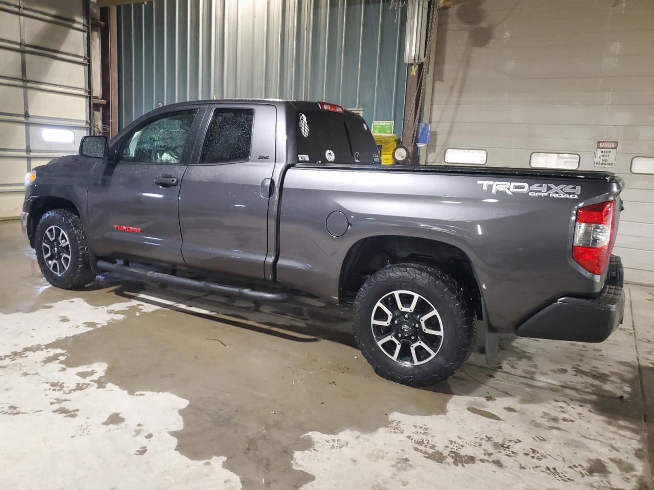 2014 Toyota Tundra - Image 2