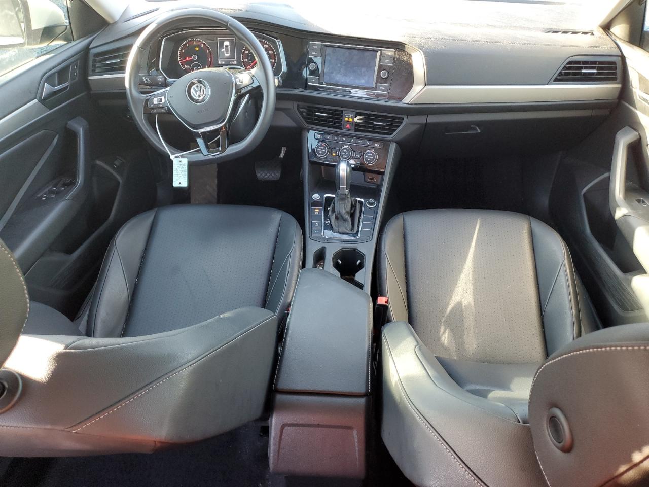 2019 Volkswagen Jetta - Image 8