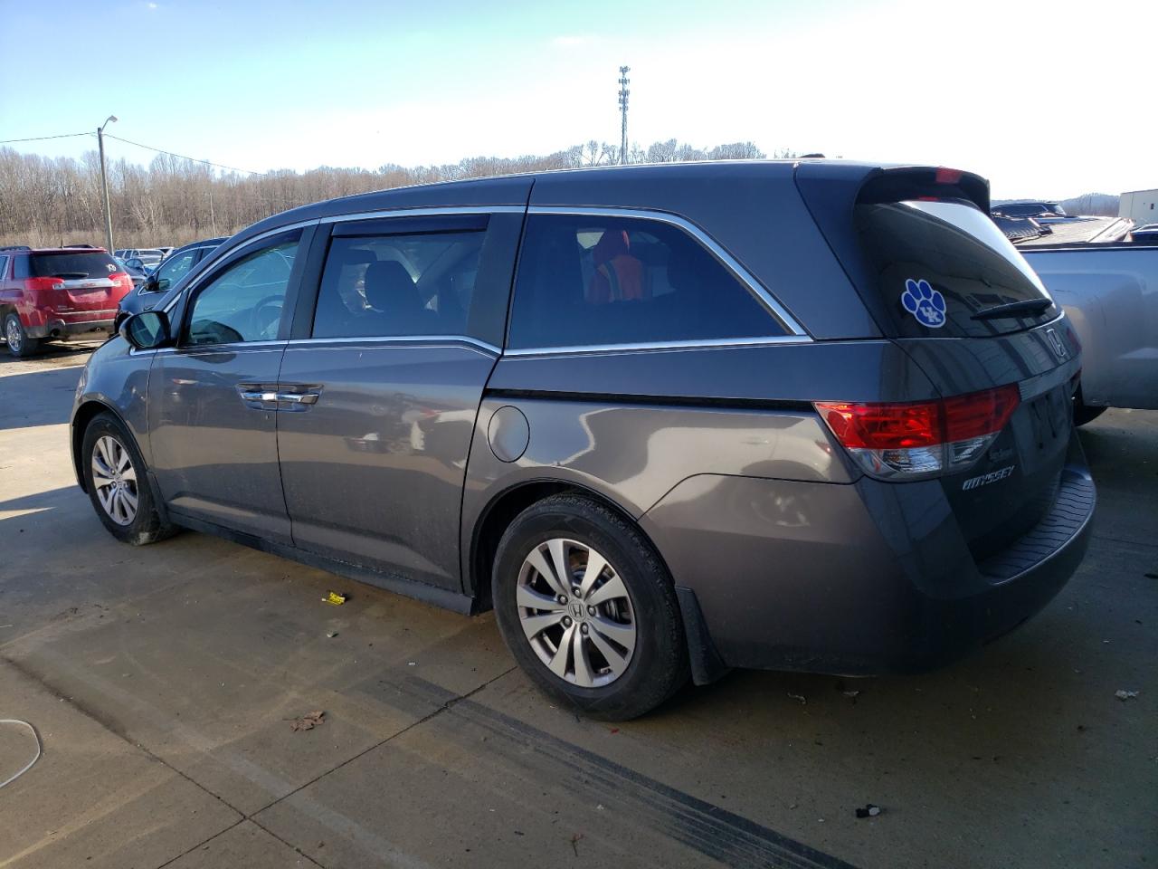 2015 Honda Odyssey - Image 2