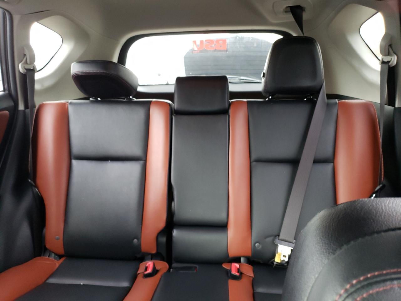 2014 Toyota RAV 4 - Image 10