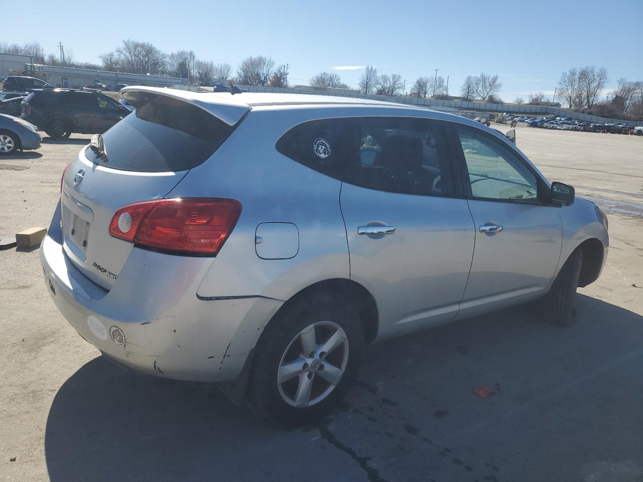 2010 Nissan Rogue - Image 3