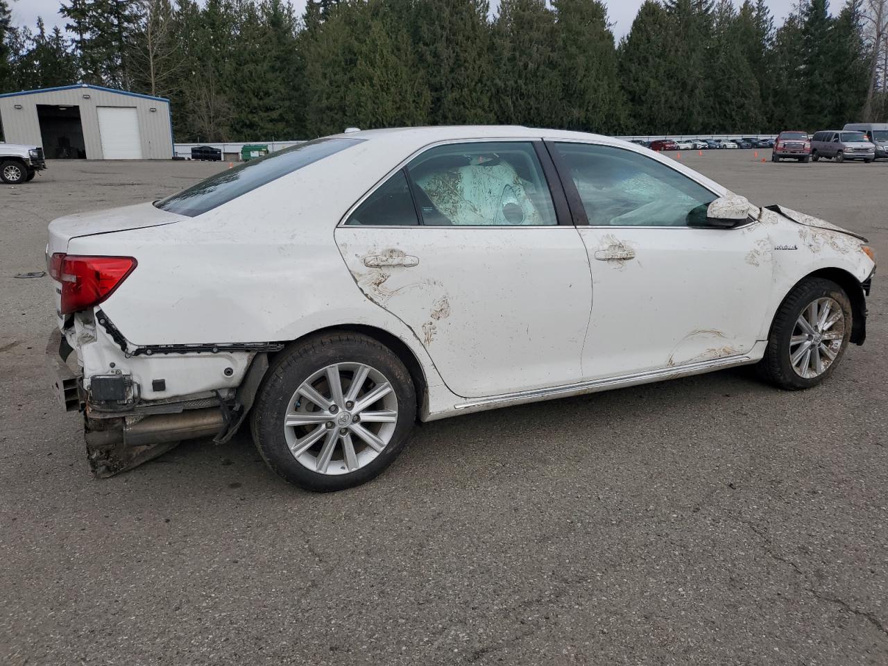 2014 Toyota Camry - Image 3