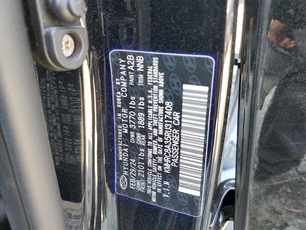 2024 Hyundai Venue - Image 15