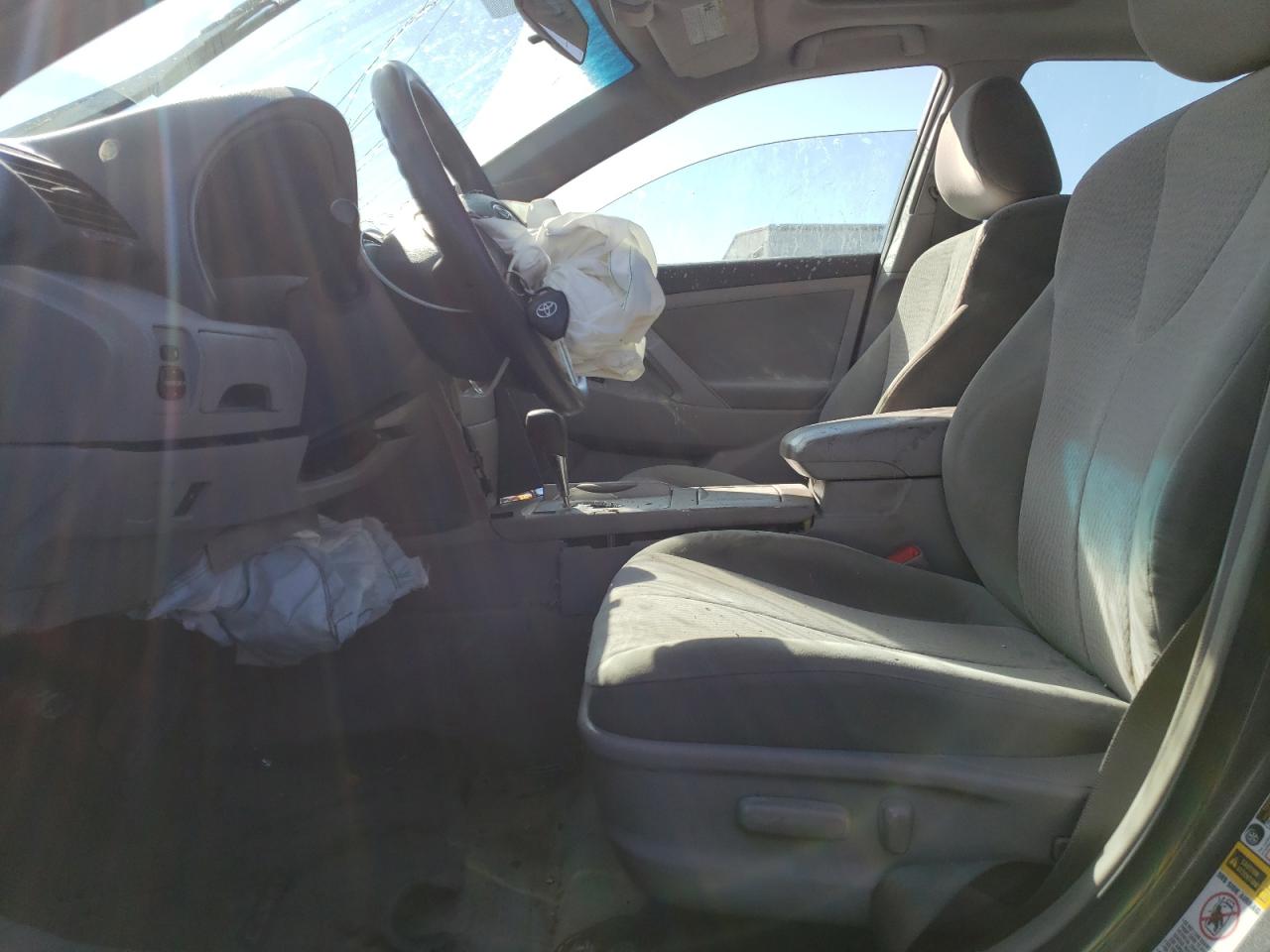 2011 Toyota Camry - Image 7