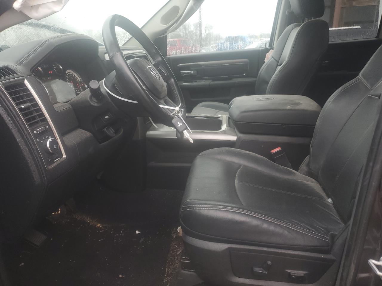 2018 RAM 1500 - Image 7