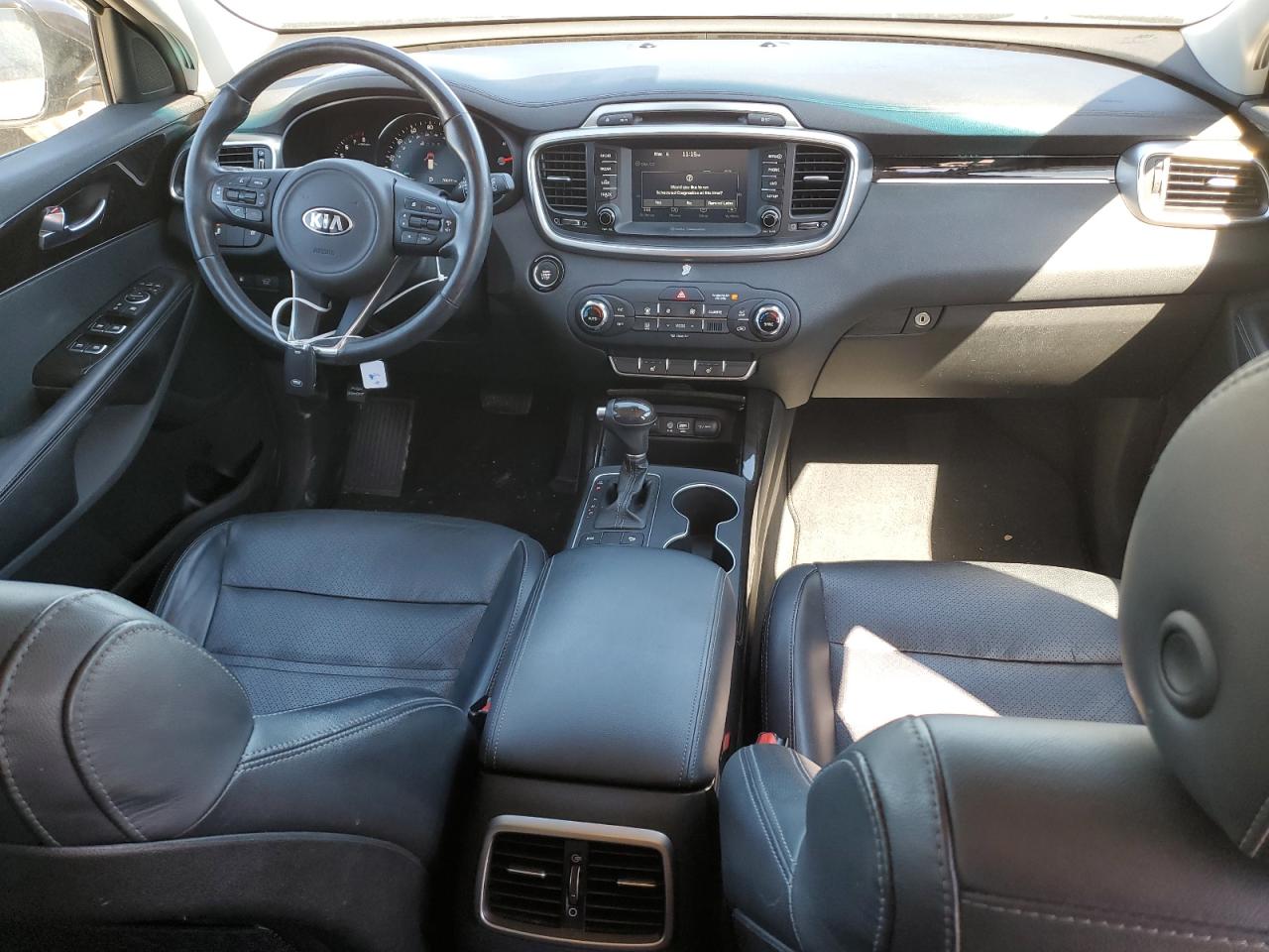 2018 Kia Sorento - Image 8