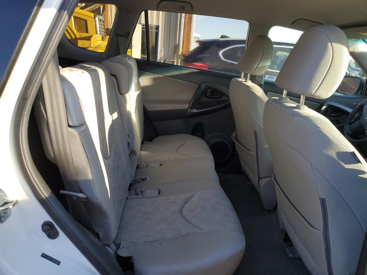 2012 Toyota RAV 4 - Image 10