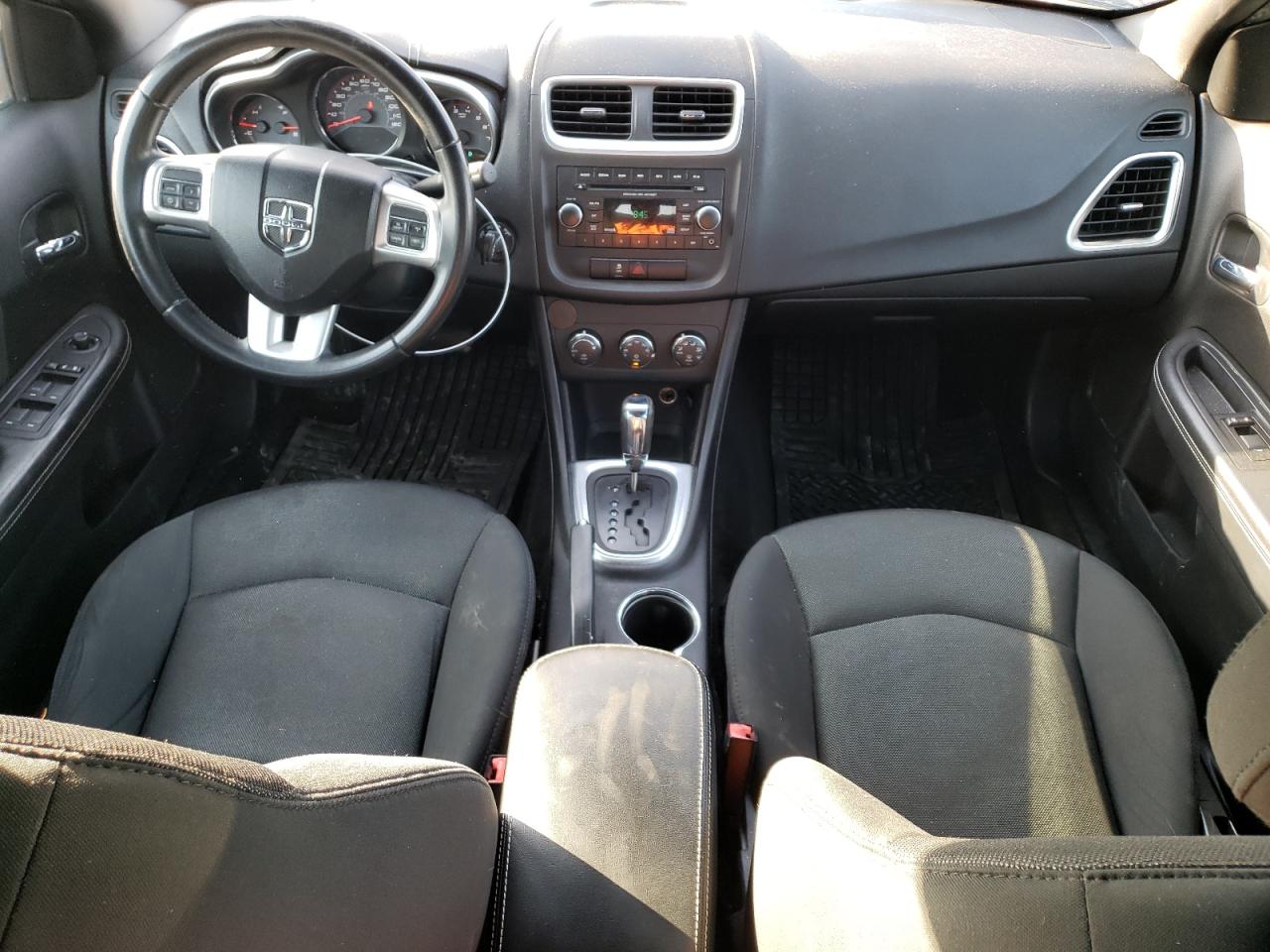 2012 Dodge Avenger - Image 8