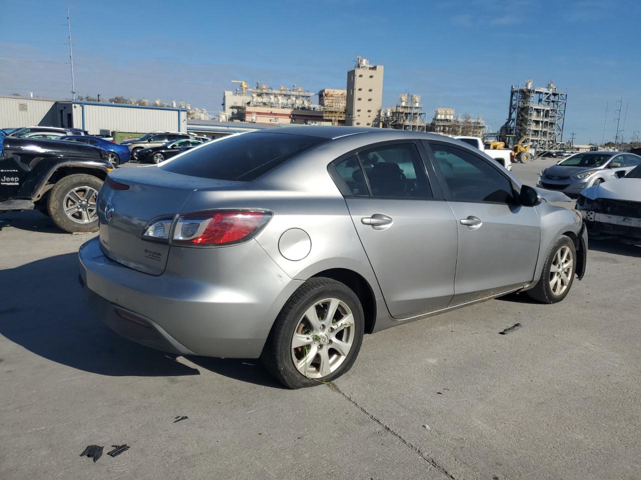 2011 Mazda 3 - Image 3