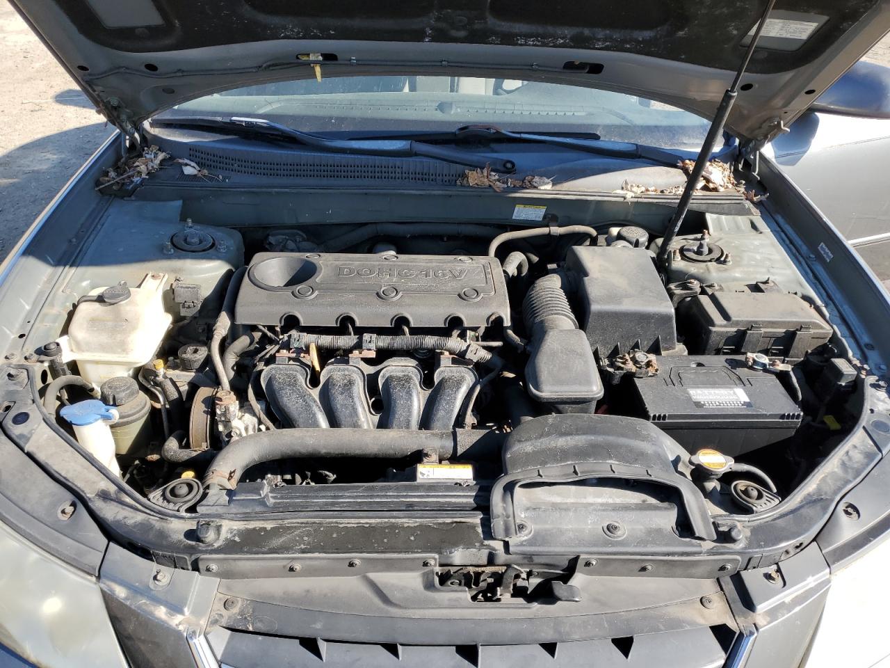 2009 Hyundai Sonata - Image 12