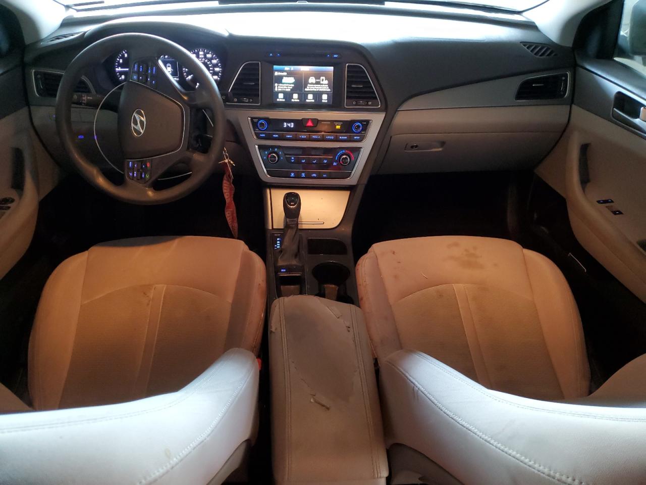 2016 Hyundai Sonata - Image 8