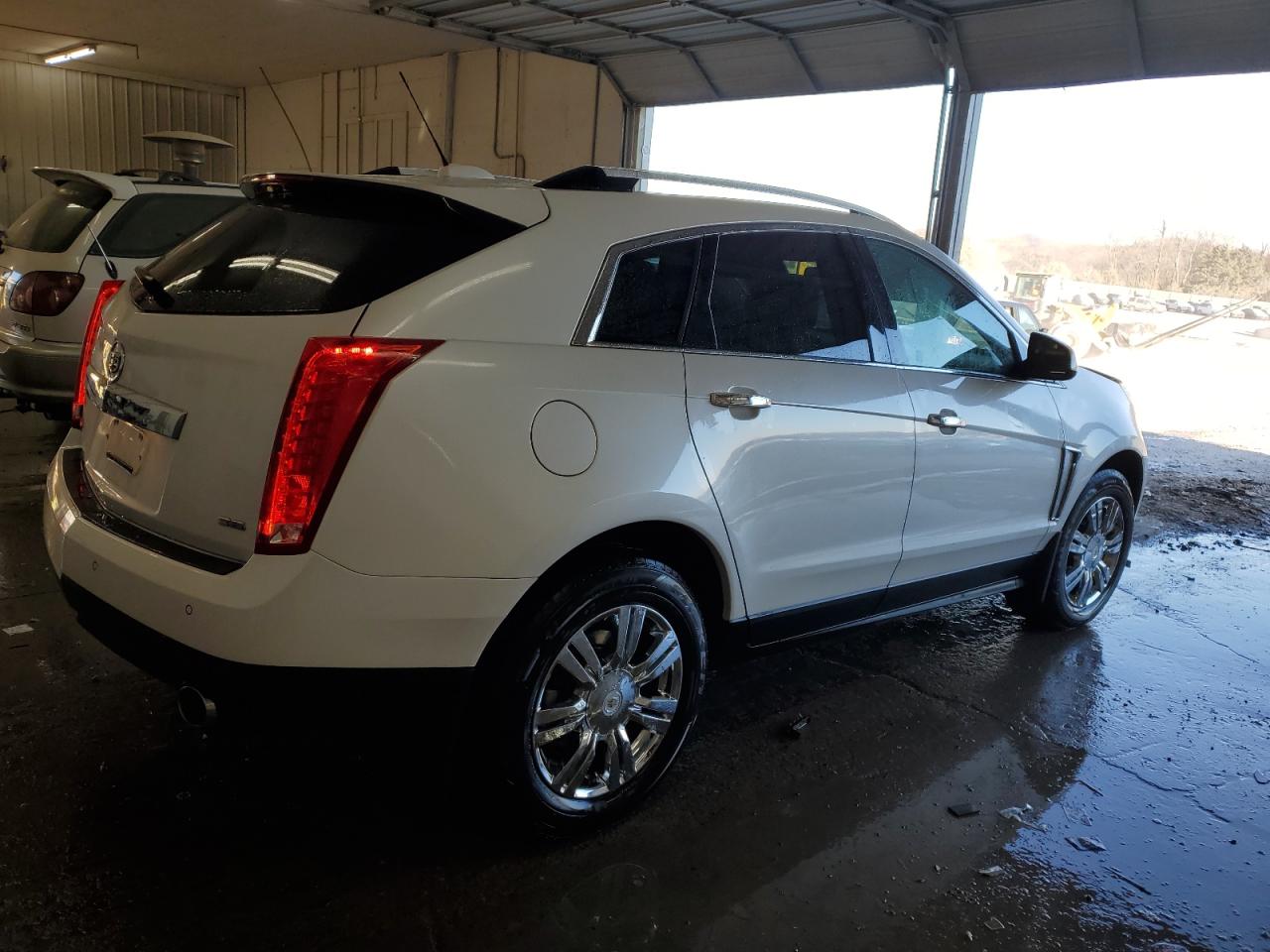 2015 Cadillac SRX - Image 3