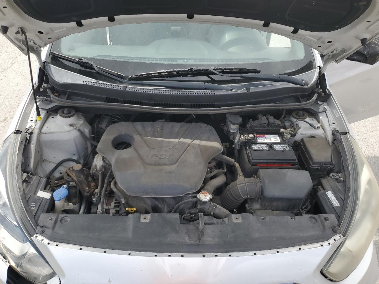 2013 Hyundai Accent - Image 13