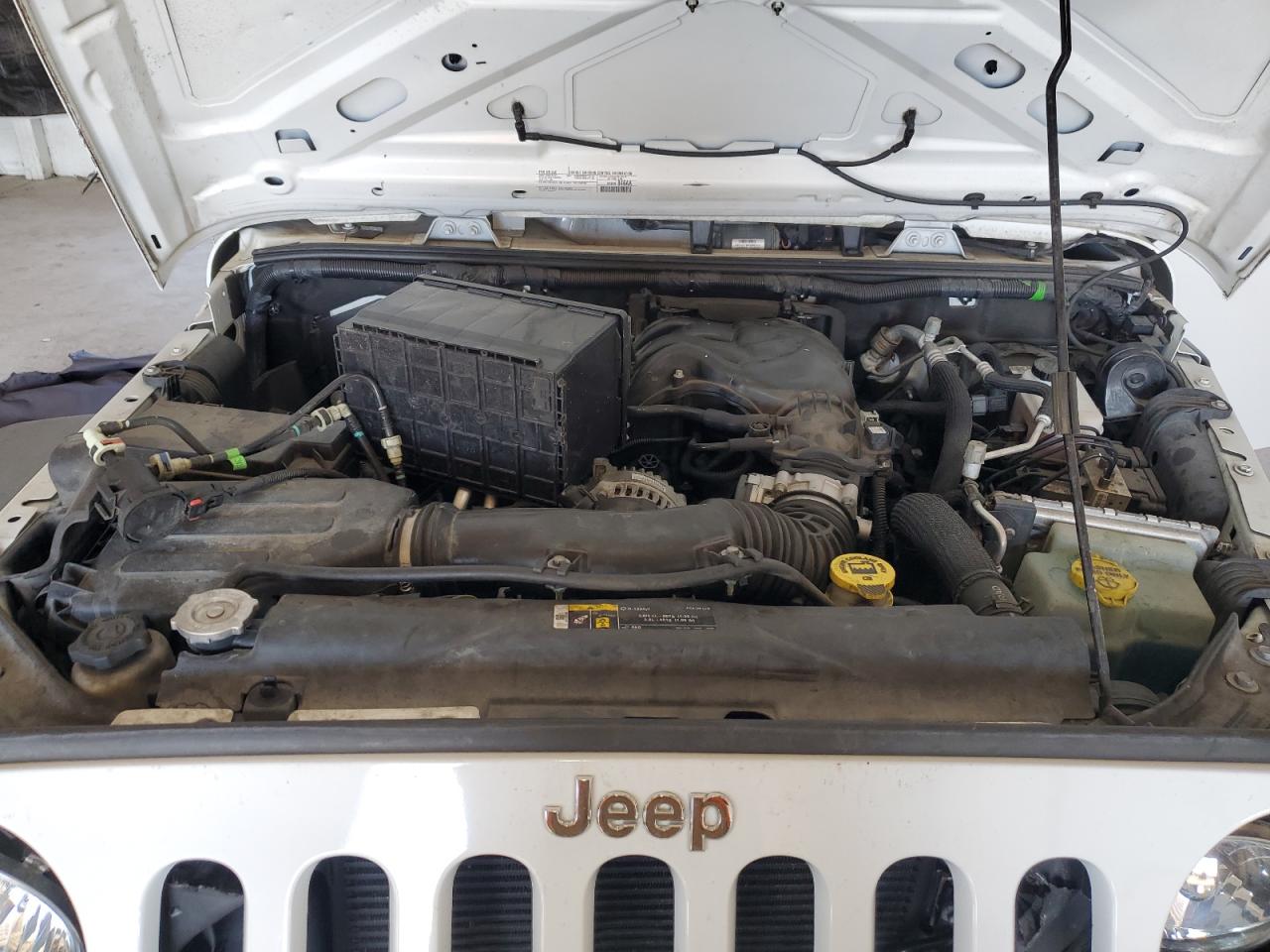 2017 Jeep Wrangler - Image 11