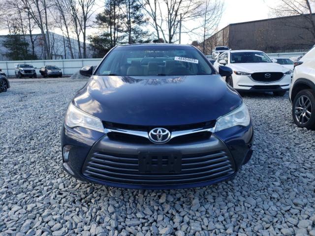  TOYOTA CAMRY 2016 Granatowy