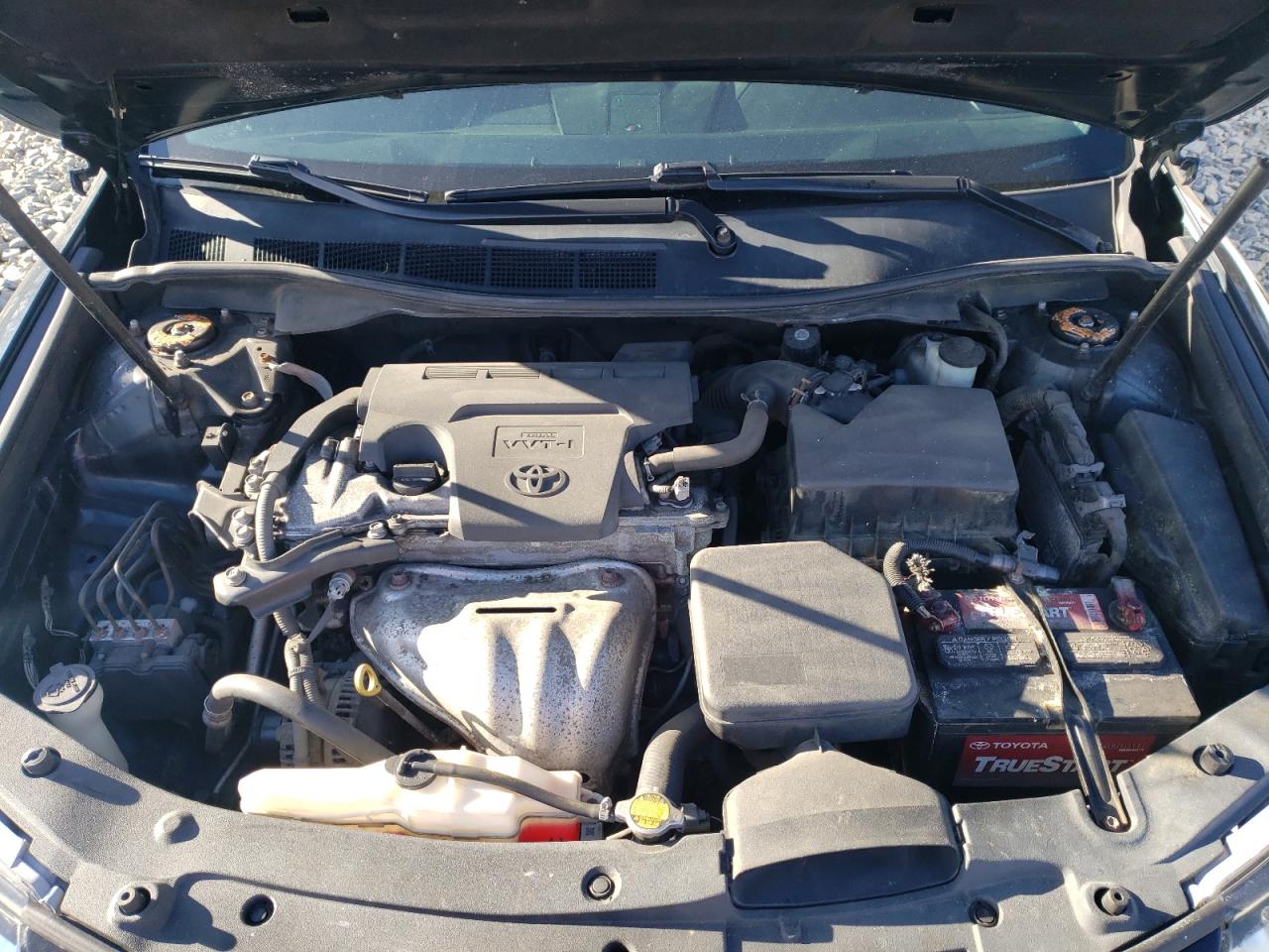 2014 Toyota Camry - Image 11