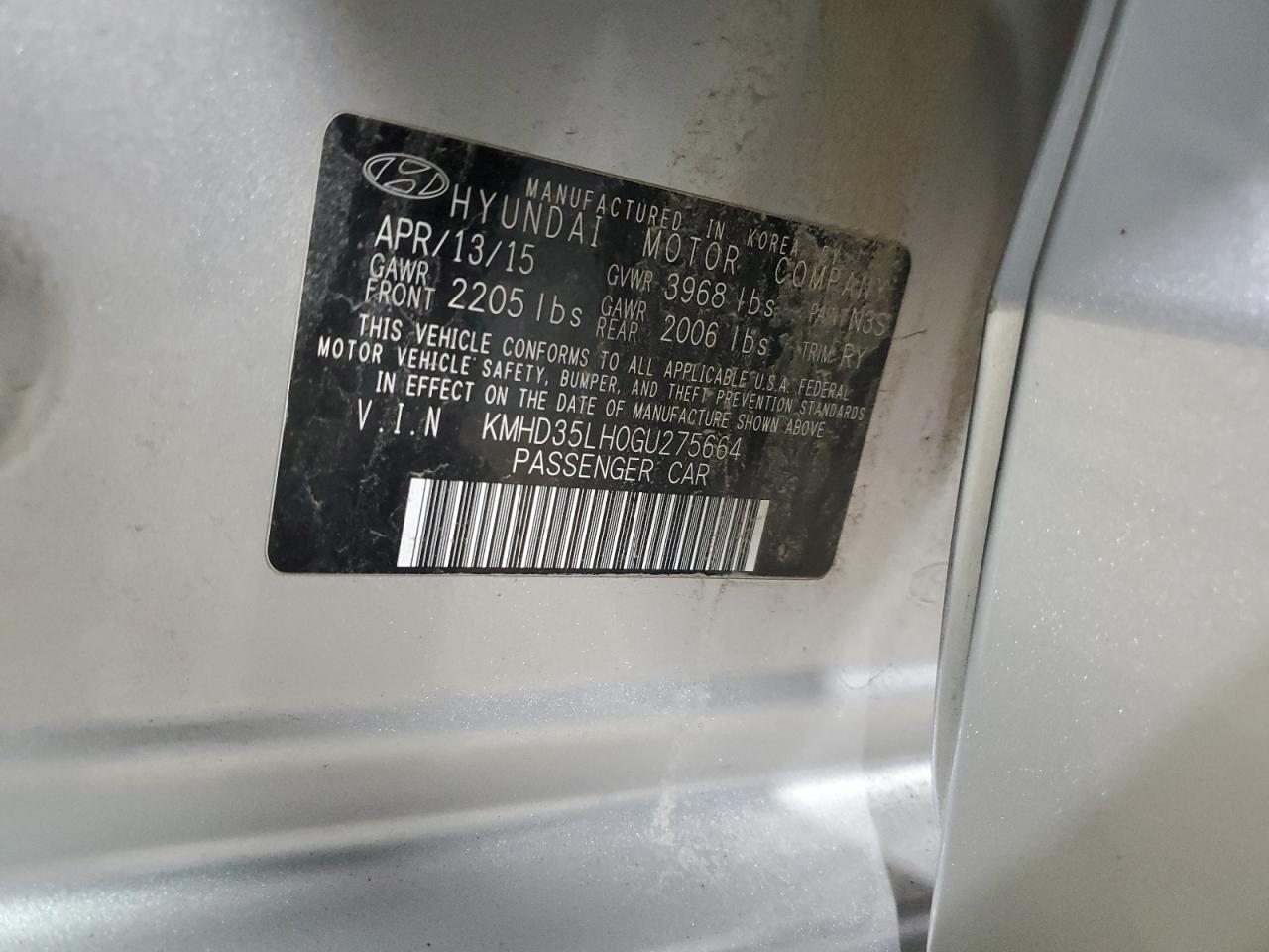 2016 Hyundai Elantra - Image 13
