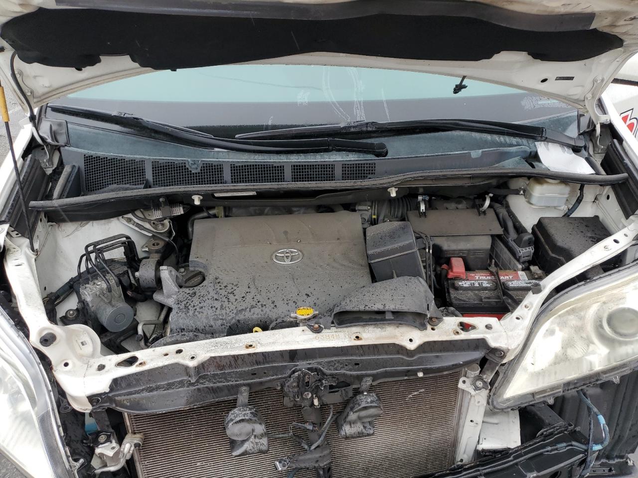 2015 Toyota Sienna - Image 12