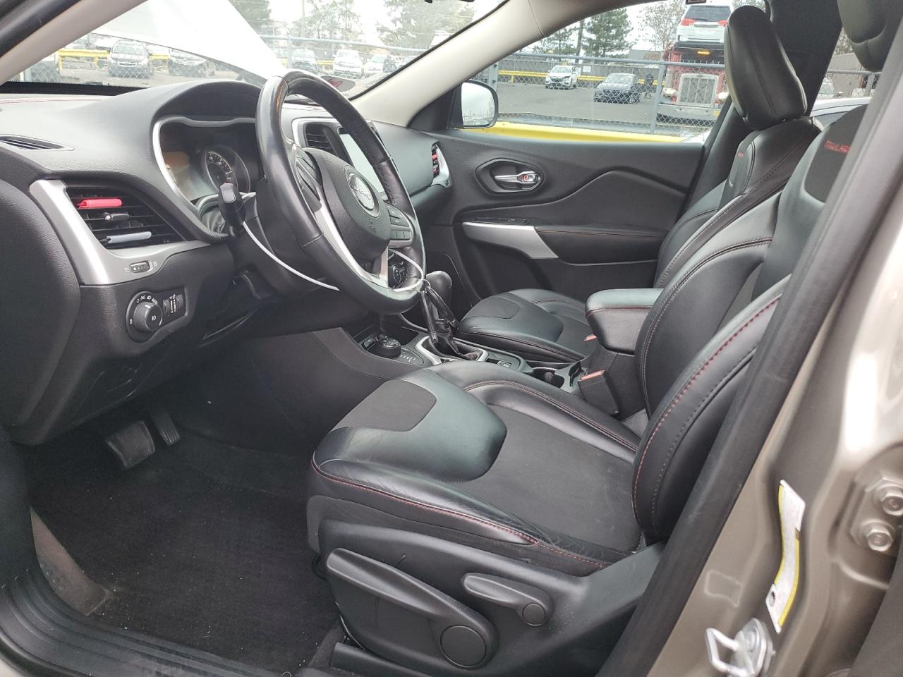 2017 Jeep Cherokee - Image 7
