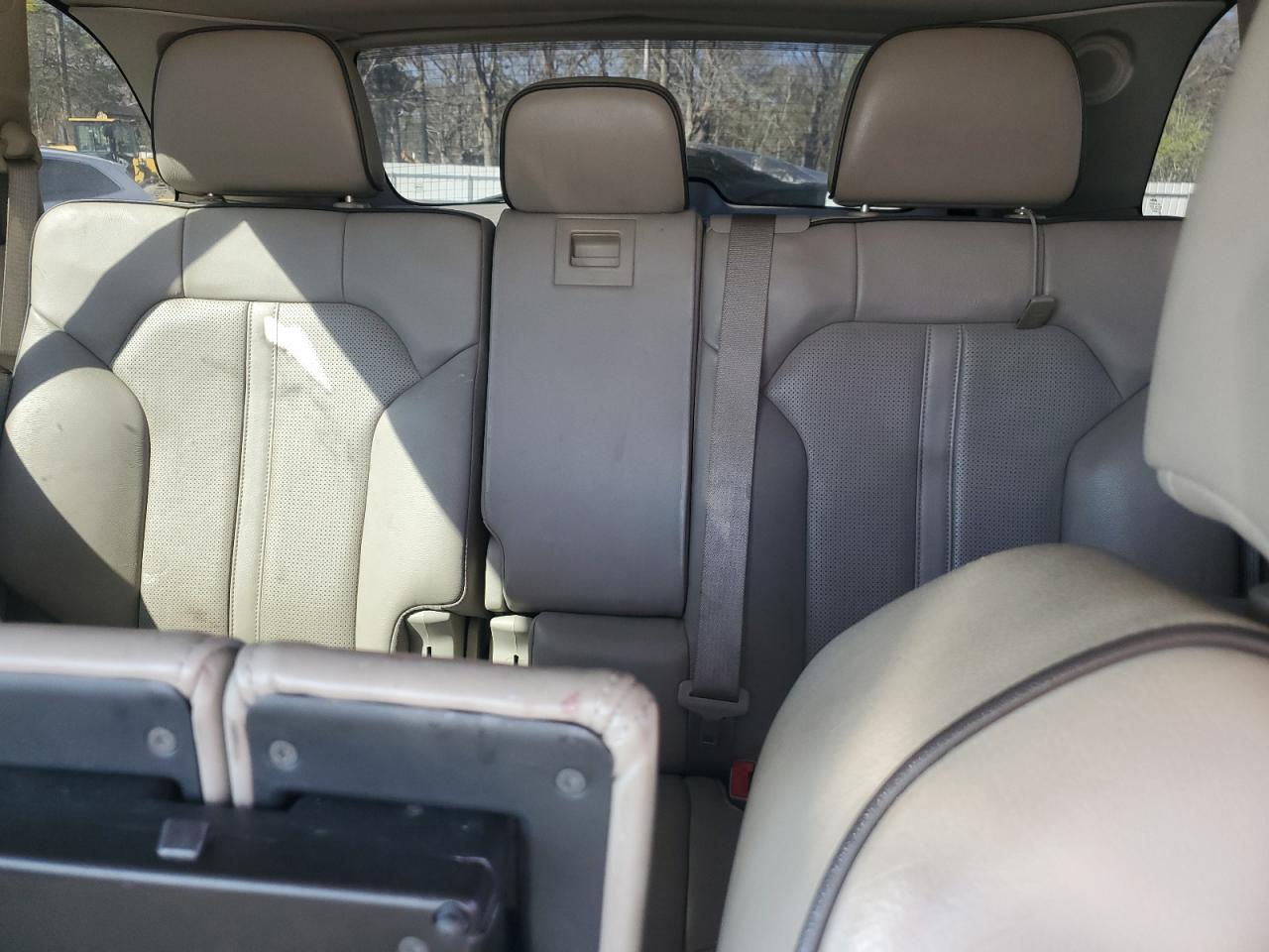 2011 Lincoln MKX - Image 10